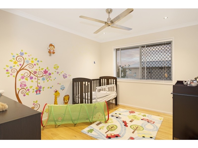 8 Capricorn Circuit, North Lakes QLD 4509