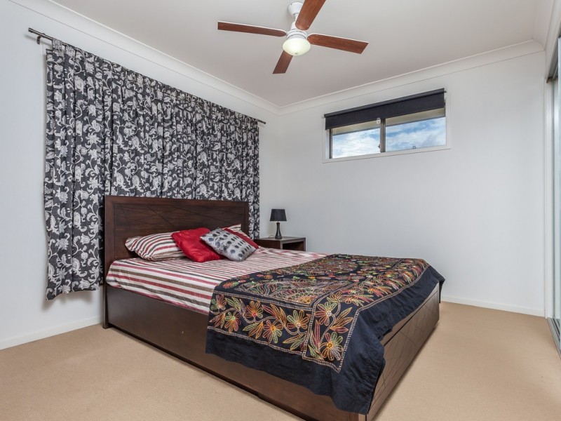 11 Elderflower Circuit, Griffin QLD 4503