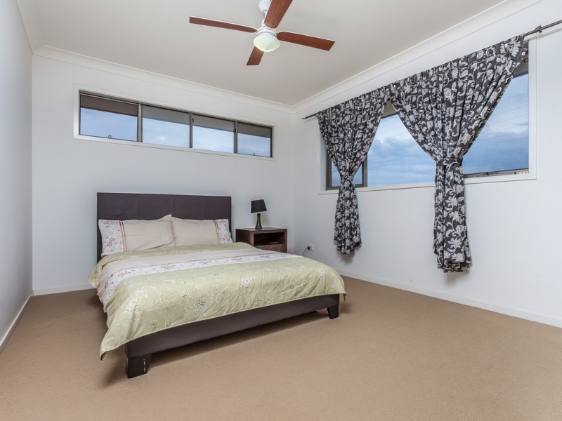 11 Elderflower Circuit, Griffin QLD 4503
