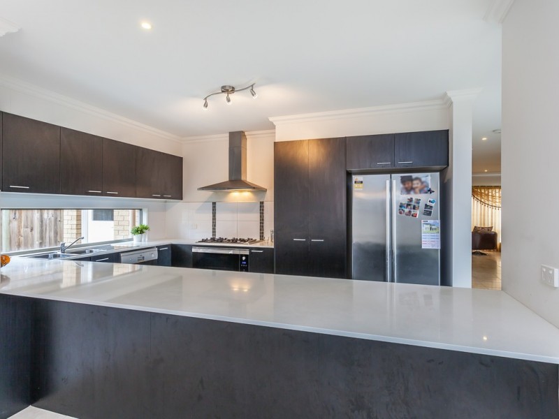 11 Elderflower Circuit, Griffin QLD 4503