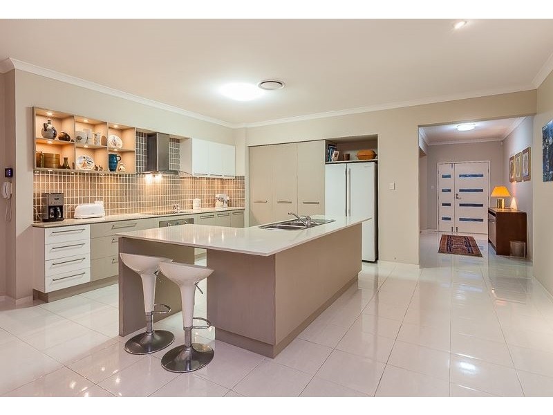 28 Echidna Parade, North Lakes QLD 4509