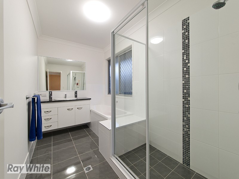 8 Hobby Court, Mango Hill QLD 4509