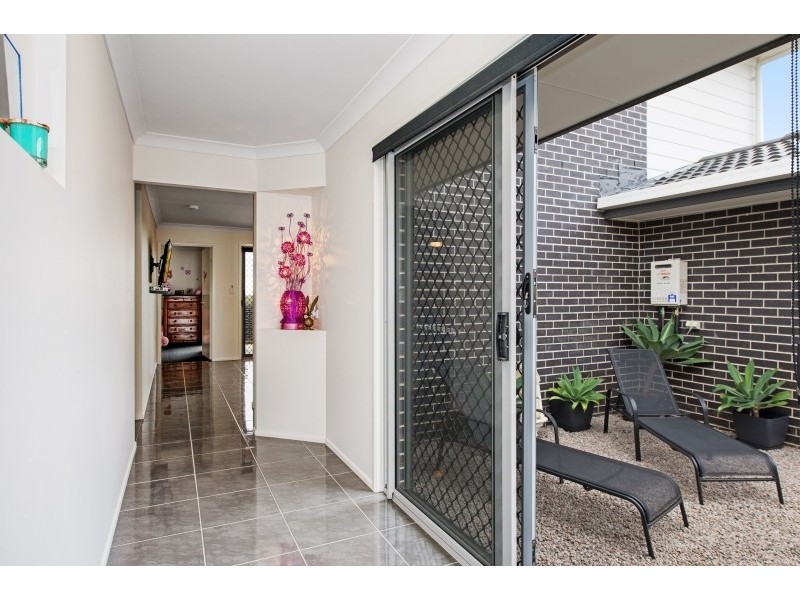 8 Hobby Court, Mango Hill QLD 4509