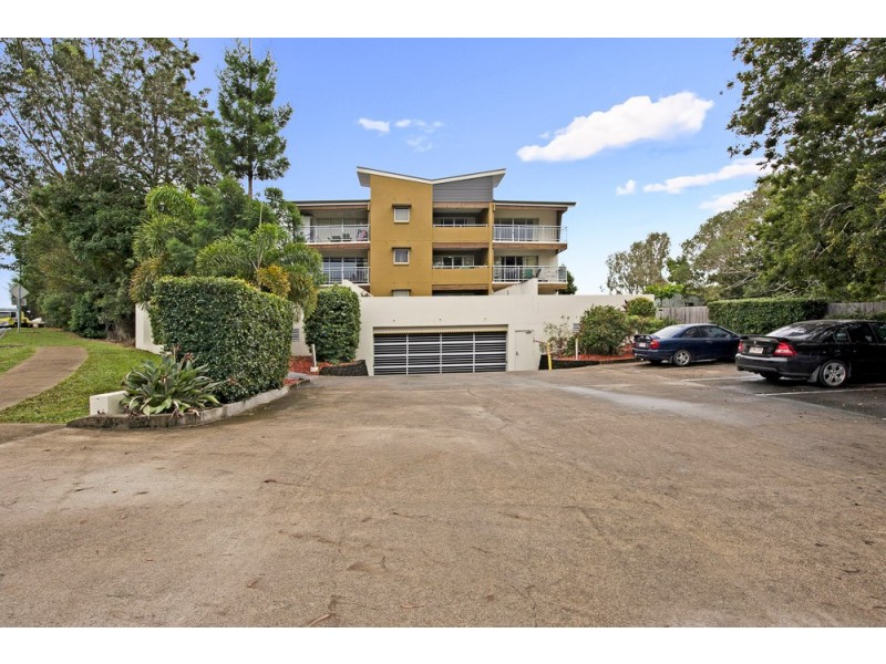 13-12 Edward Street, Caboolture QLD 4510