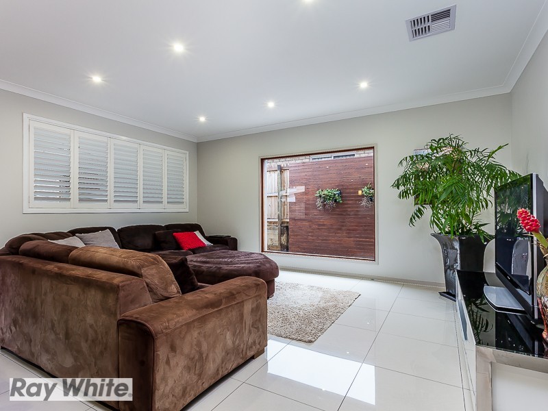 18 Pademelon Circuit, North Lakes QLD 4509