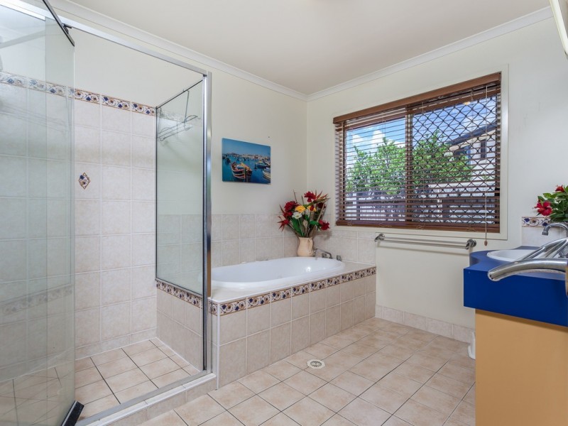 3 Campion Drive, North Lakes QLD 4509