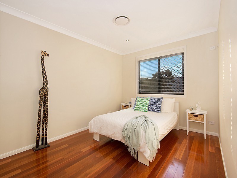 27 Heathcote Avenue, North Lakes QLD 4509