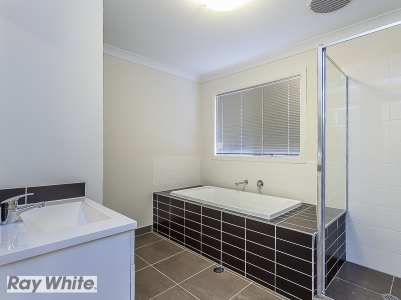85 Mapleton Drive, North Lakes QLD 4509