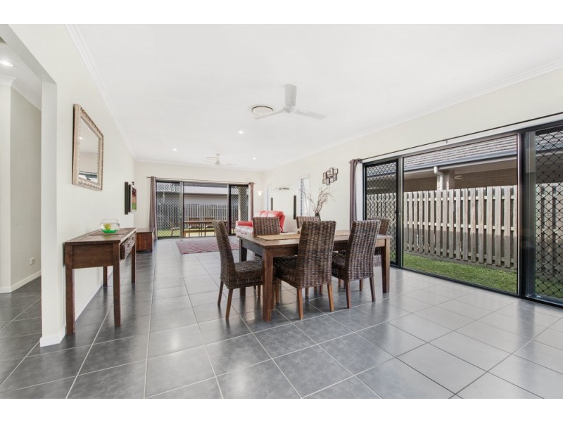 15 Freeman Street, North Lakes QLD 4509