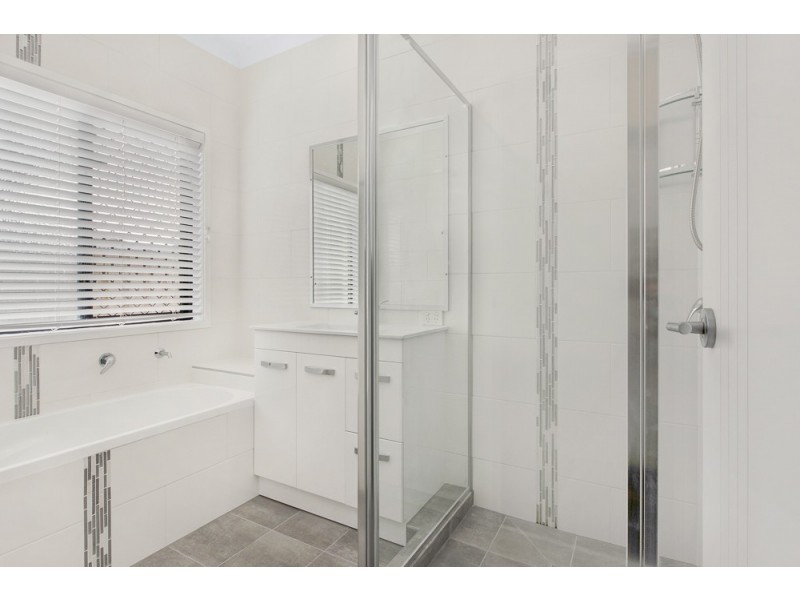 15 Freeman Street, North Lakes QLD 4509