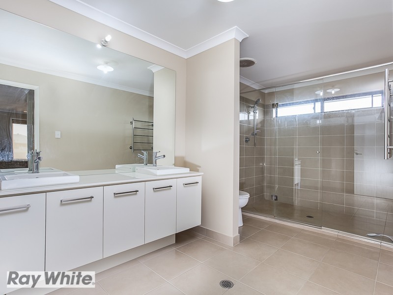105 Cowen Tce, North Lakes QLD 4509