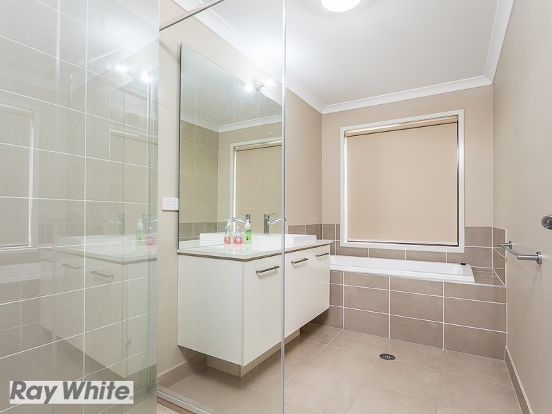 105 Cowen Tce, North Lakes QLD 4509
