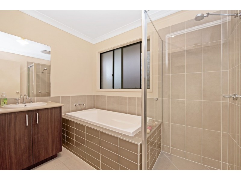 7 Tribeca Circuit, North Lakes QLD 4509