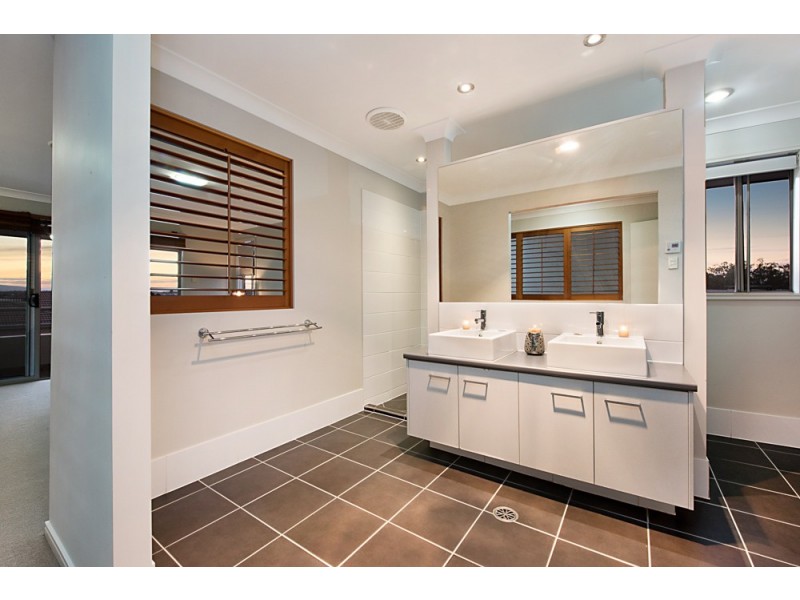 4 Glider Street, North Lakes QLD 4509