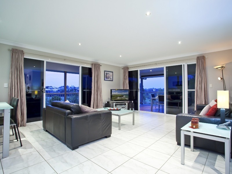 15 Allenby Close, North Lakes QLD 4509