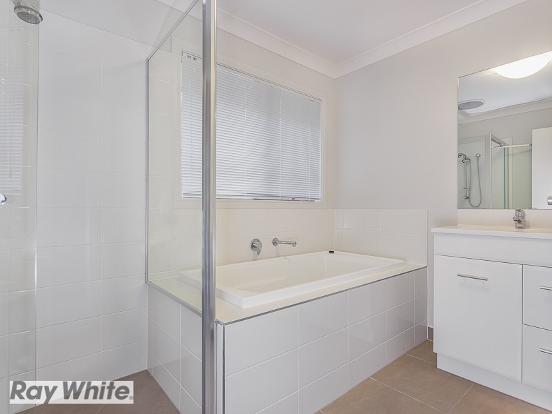 30 Sandalwood Crescent, Griffin QLD 4503