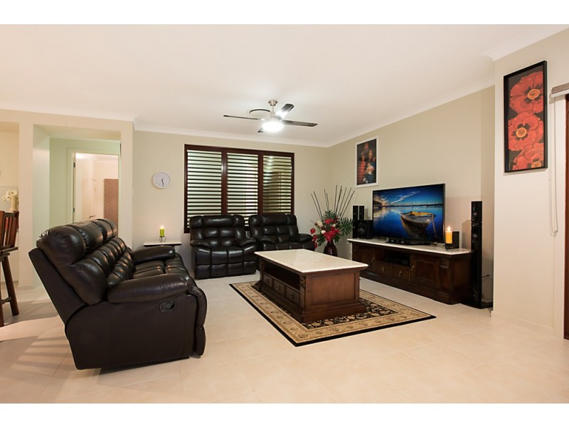 2 Satinay Parade, North Lakes QLD 4509
