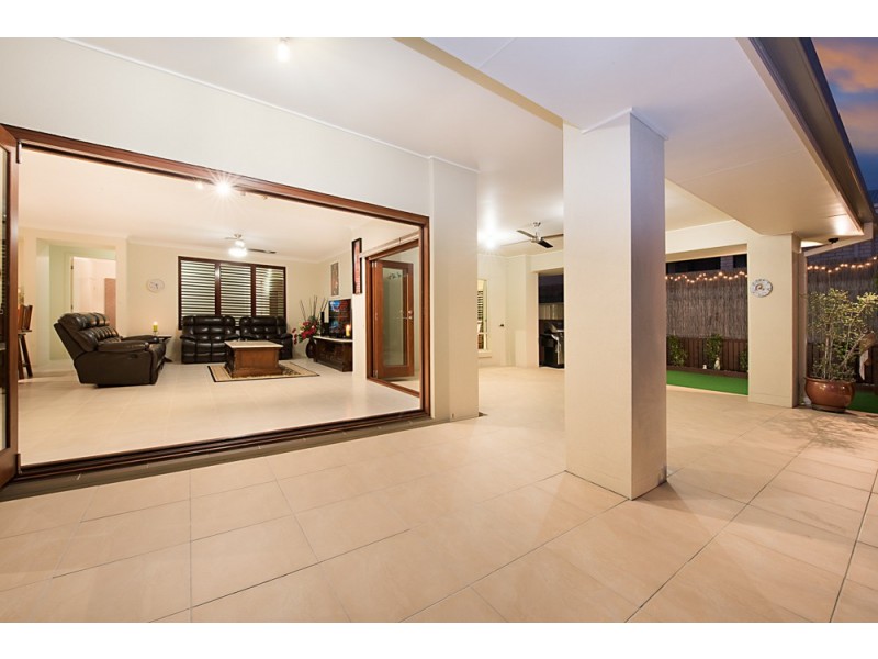 2 Satinay Parade, North Lakes QLD 4509