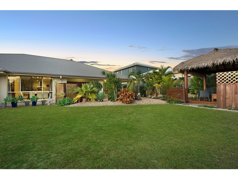 2 Satinay Parade, North Lakes QLD 4509