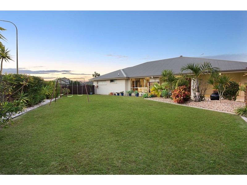 2 Satinay Parade, North Lakes QLD 4509