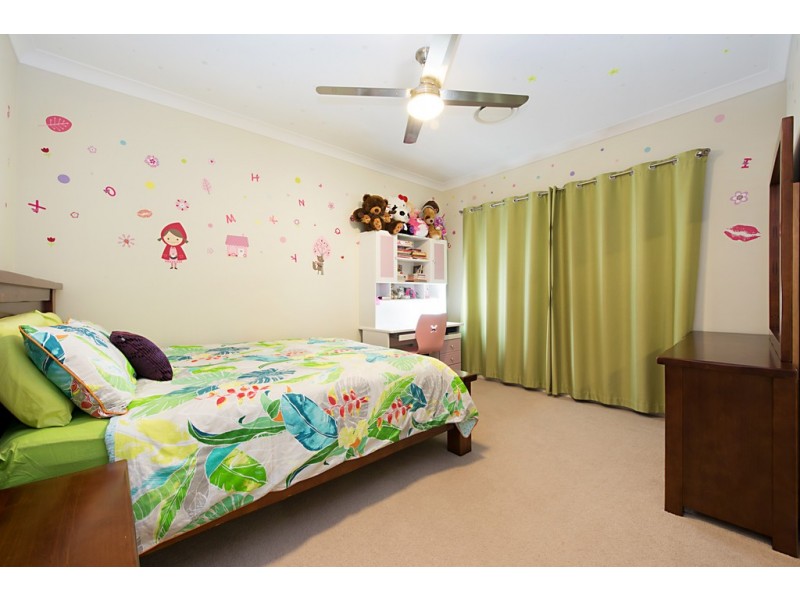 2 Satinay Parade, North Lakes QLD 4509