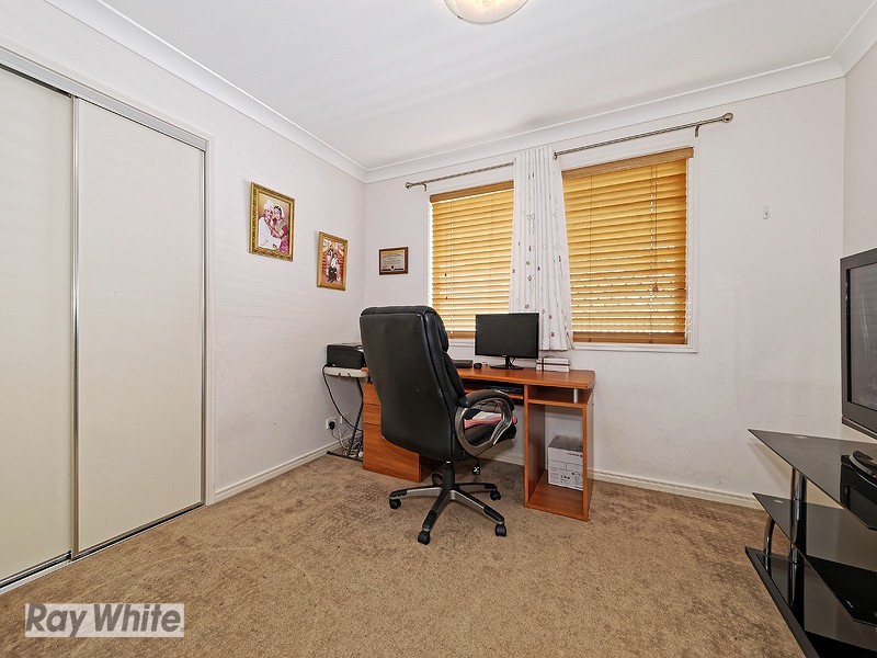 9 Sears Parade, North Lakes QLD 4509