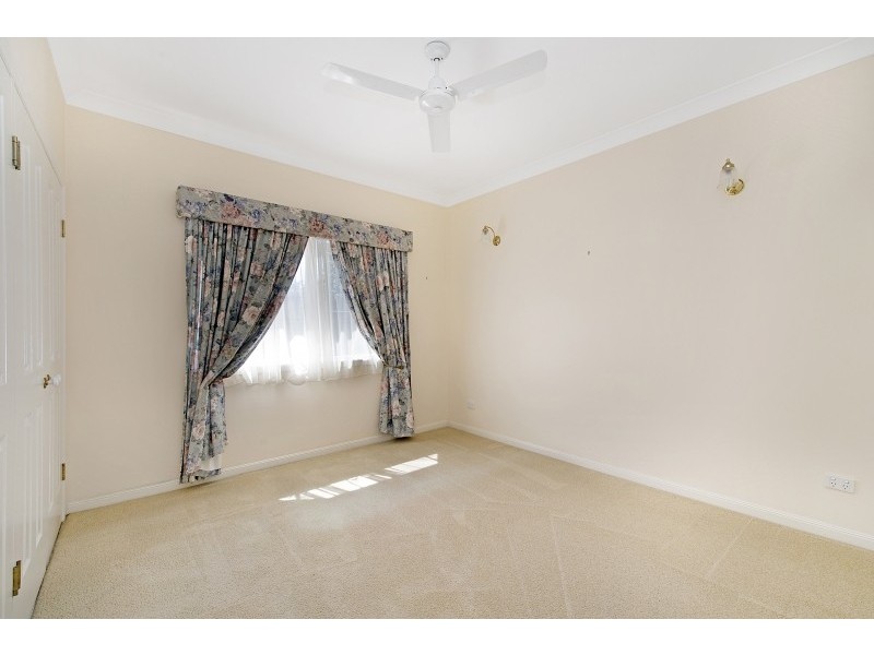 28 Lochside Drive, North Lakes QLD 4509