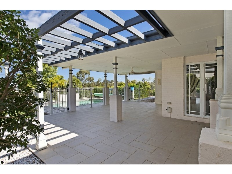 28 Lochside Drive, North Lakes QLD 4509