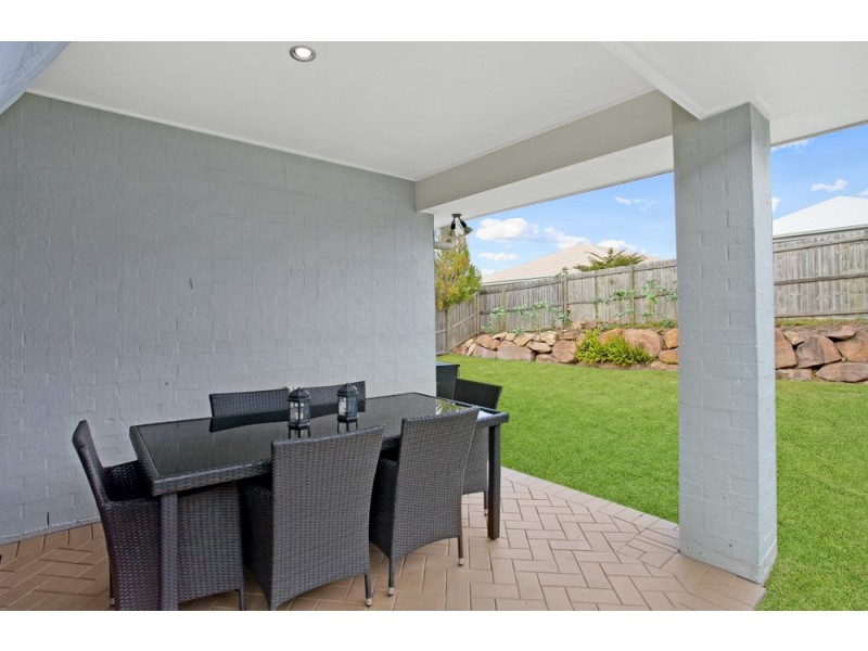 31 Friars Crescent, North Lakes QLD 4509