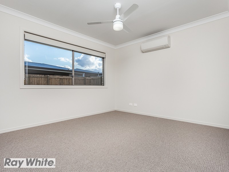 33 Champion Crescent, Griffin QLD 4503