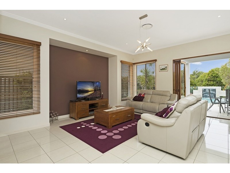 24 Sandpiper Avenue, North Lakes QLD 4509