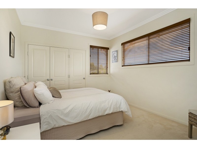 24 Sandpiper Avenue, North Lakes QLD 4509