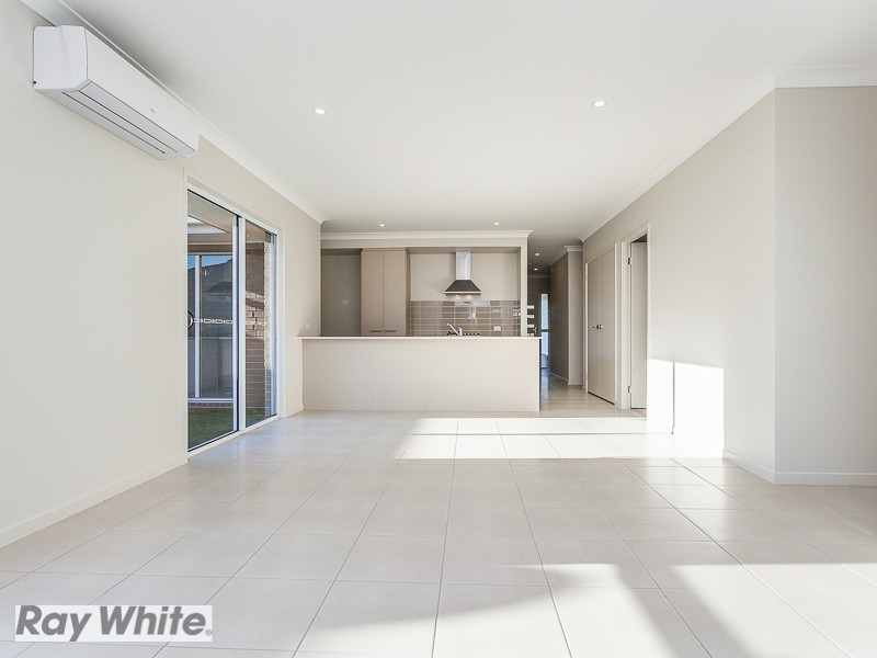.38 Mapleton Drive, North Lakes QLD 4509