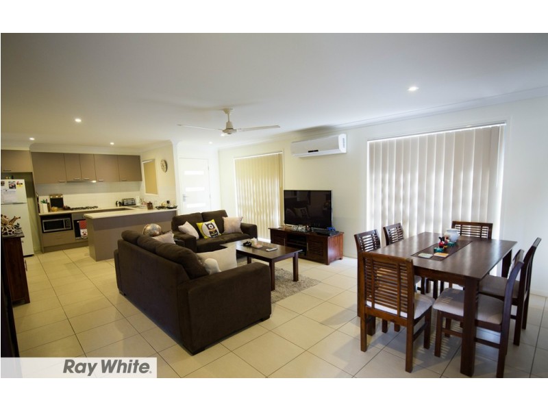 1/6 Duporth Crescent, Dakabin QLD 4503