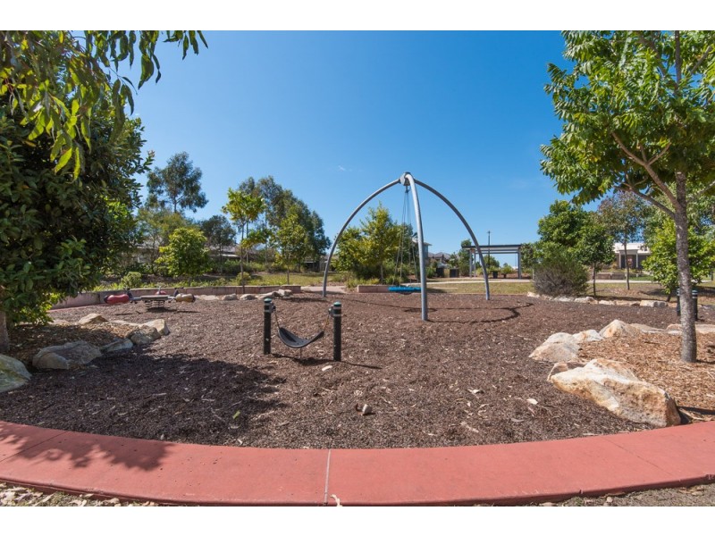 8 Hartley Crescent, North Lakes QLD 4509