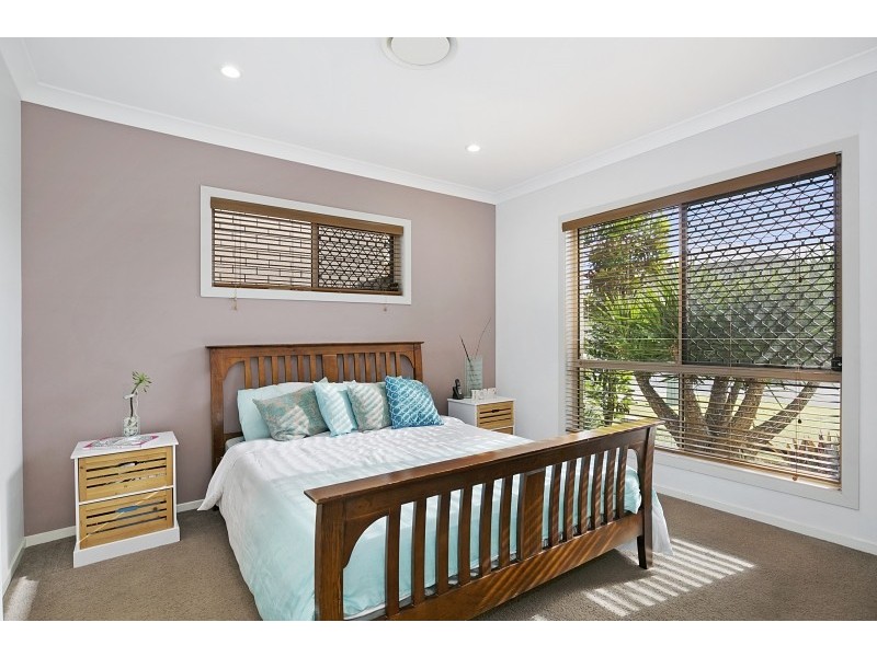 9 Silkpod Court, North Lakes QLD 4509