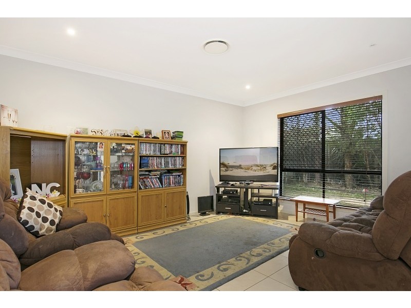 5 Wallaroo Circuit, North Lakes QLD 4509