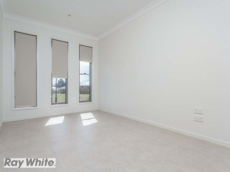 24 Marmoset Circuit, Dakabin QLD 4503