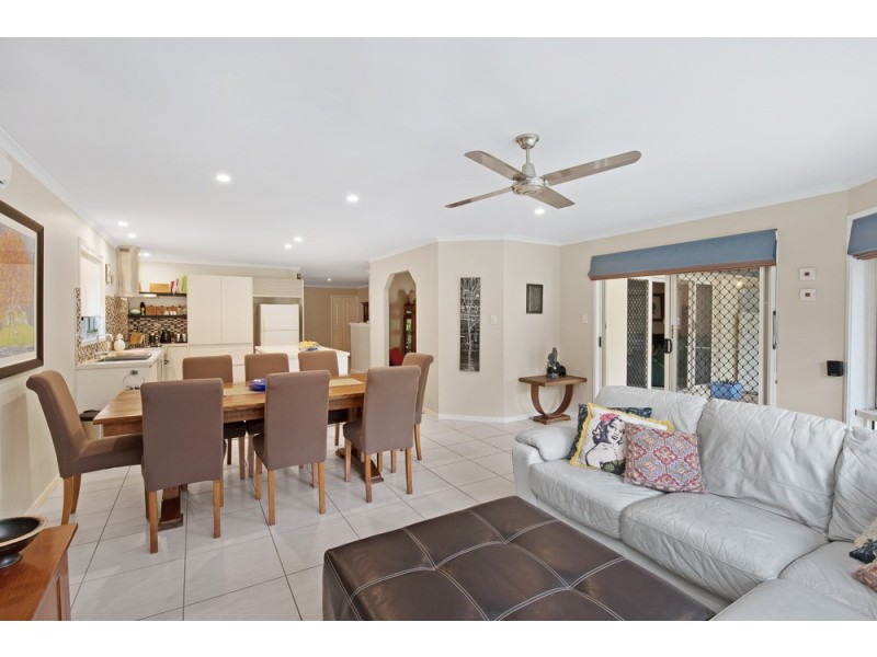 9 Davenport Parade, North Lakes QLD 4509