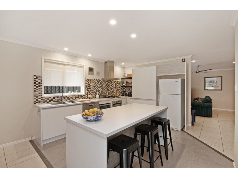 9 Davenport Parade, North Lakes QLD 4509