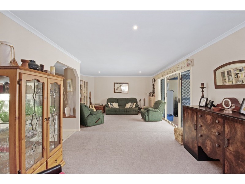 9 Davenport Parade, North Lakes QLD 4509