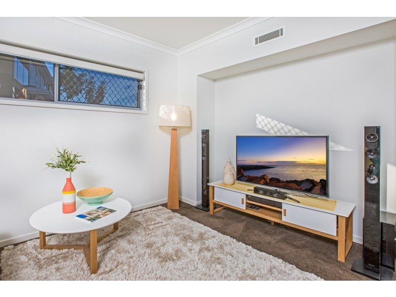 10 Hobby Court, Mango Hill QLD 4509