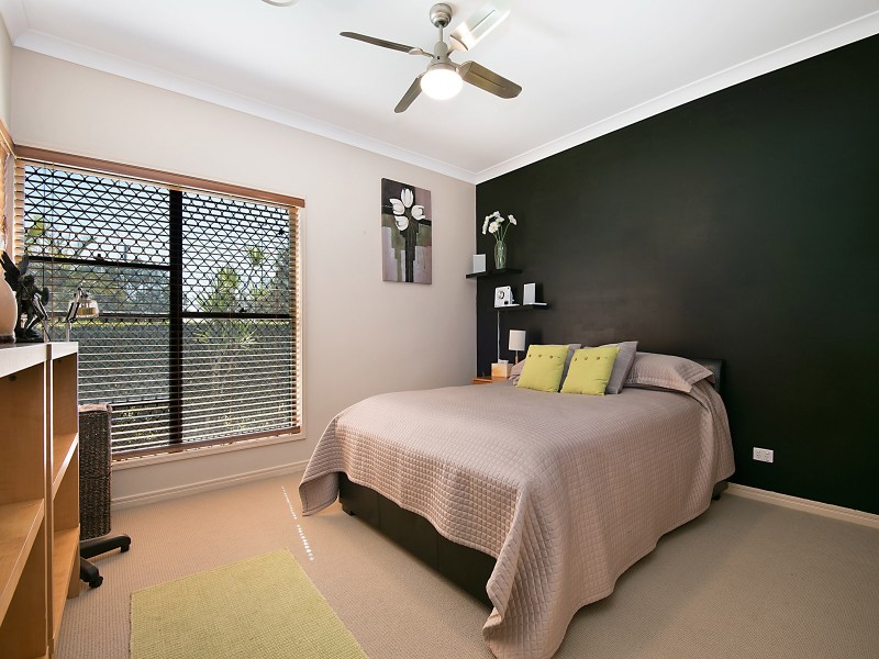 16 Hoya Close, North Lakes QLD 4509