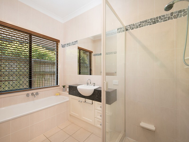 16 Hoya Close, North Lakes QLD 4509