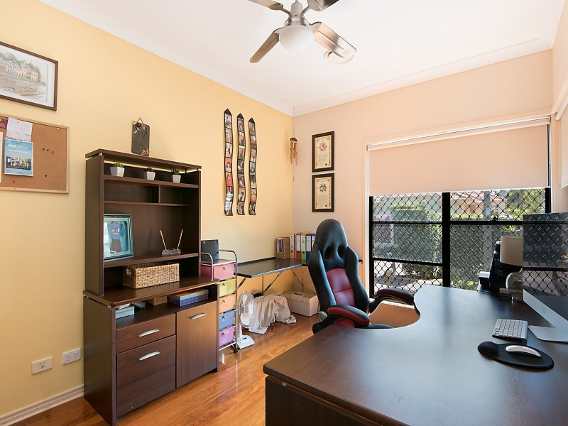 16 Hoya Close, North Lakes QLD 4509