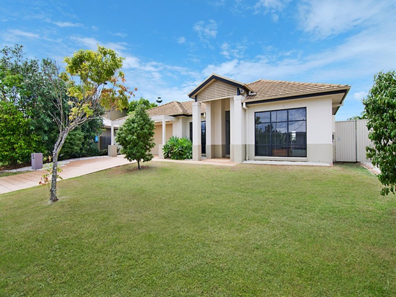 8 Grebe Circuit, North Lakes QLD 4509