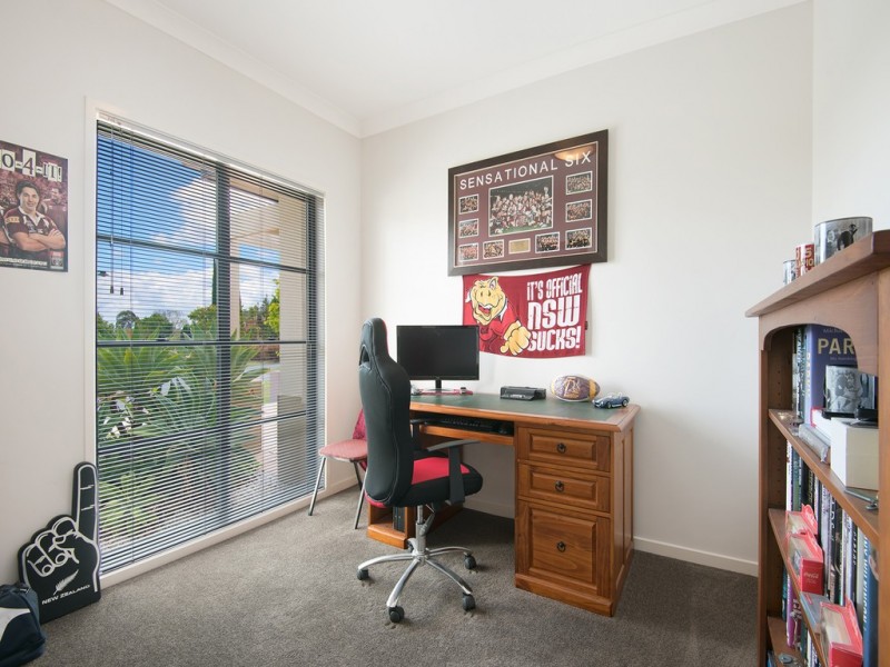 8 Grebe Circuit, North Lakes QLD 4509