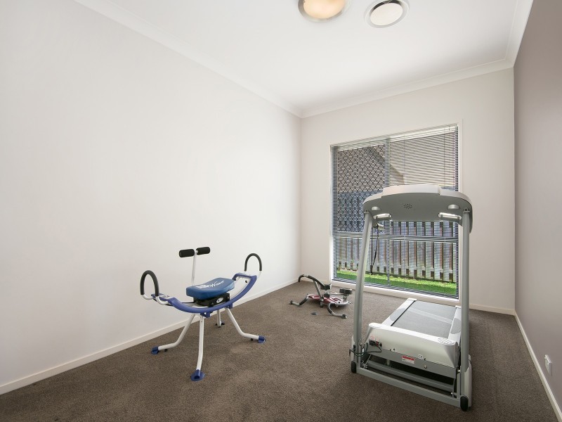 8 Grebe Circuit, North Lakes QLD 4509