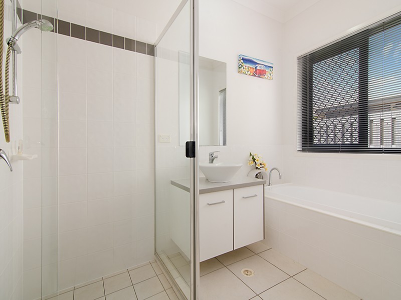 8 Grebe Circuit, North Lakes QLD 4509