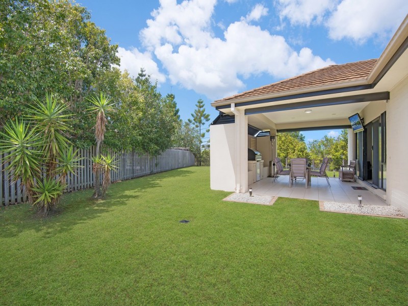 8 Grebe Circuit, North Lakes QLD 4509